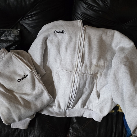 comft Pants - Women's Light Gray Track Pants & Joggers